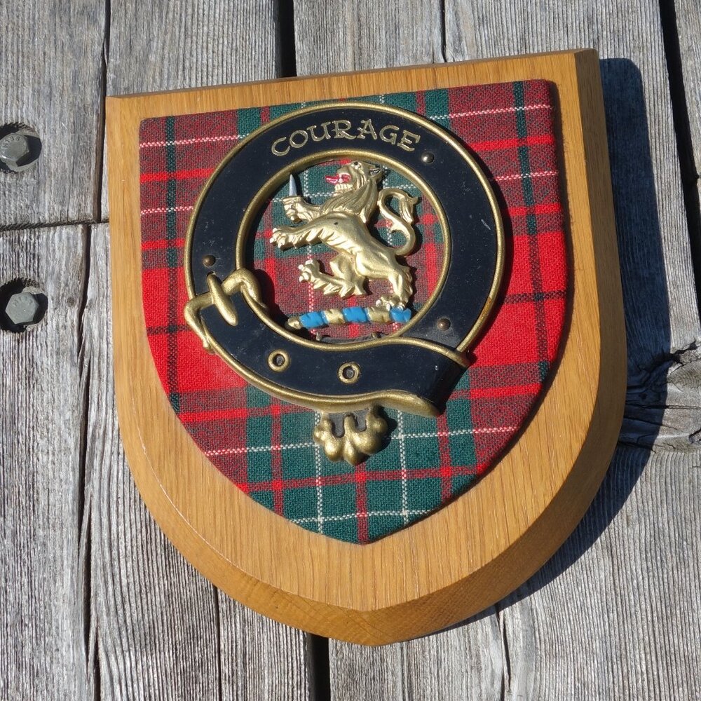 Vintage Scottish Clan Courage Cumming Crest Wall Plaque 100% Scottish
